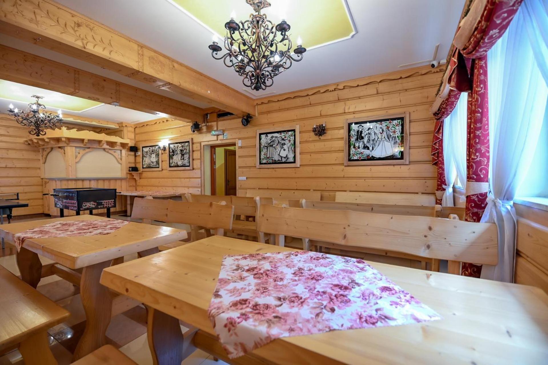 Pod Tatrami 2 - Swietna Lokalizacja, Obok Przystanku Ski Busa Oraz Restauracji, Duzy Parking Bialka Tatrzanska 外观 照片